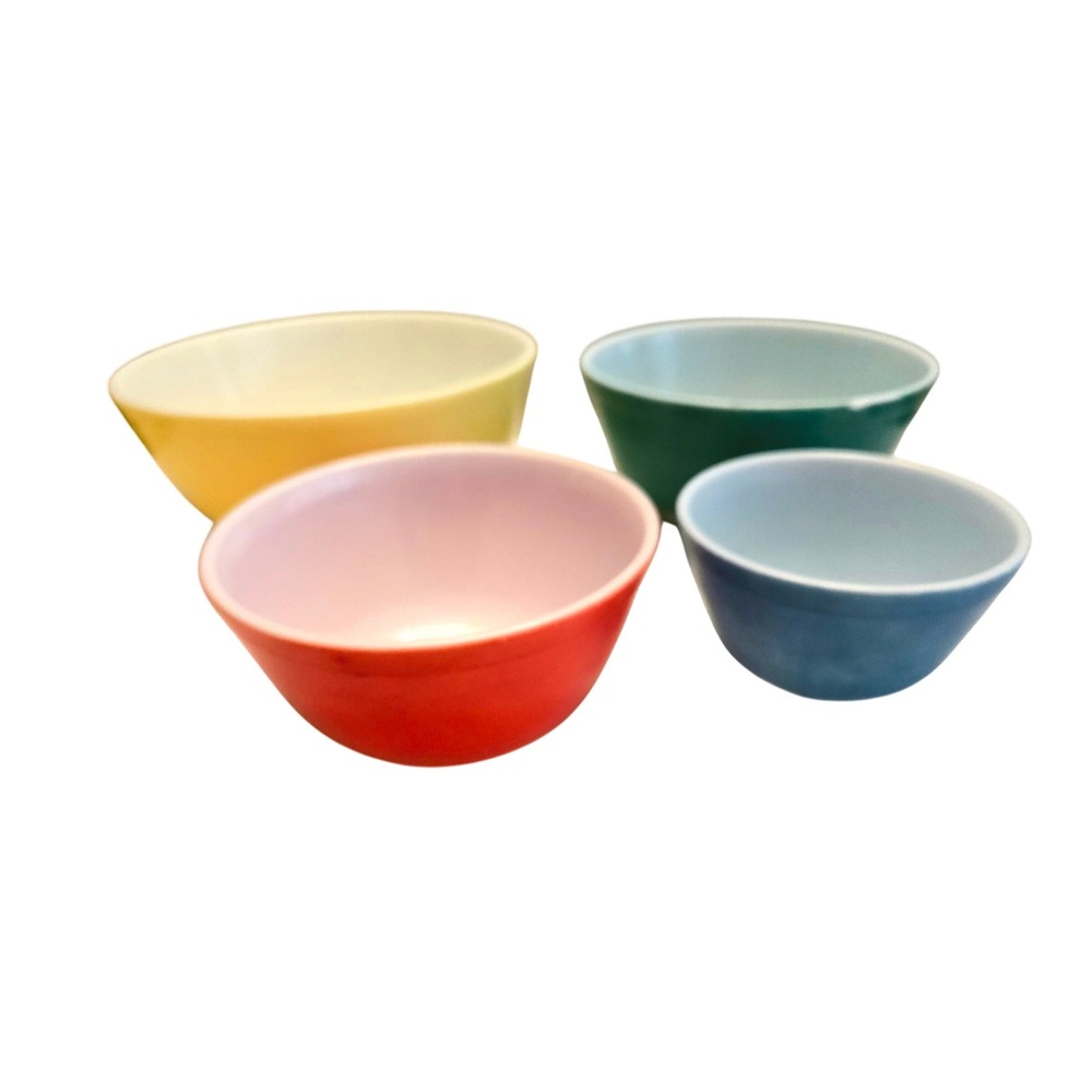 Vintage PYREX‎ Nesting Mixing Bowls Ovenware Primary Colors Made in USA